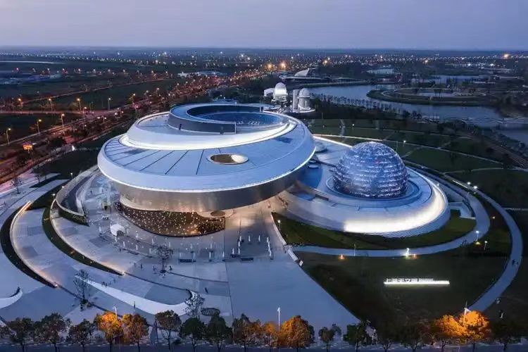 上海天文馆之旅：用镜头捕捉星空奥秘